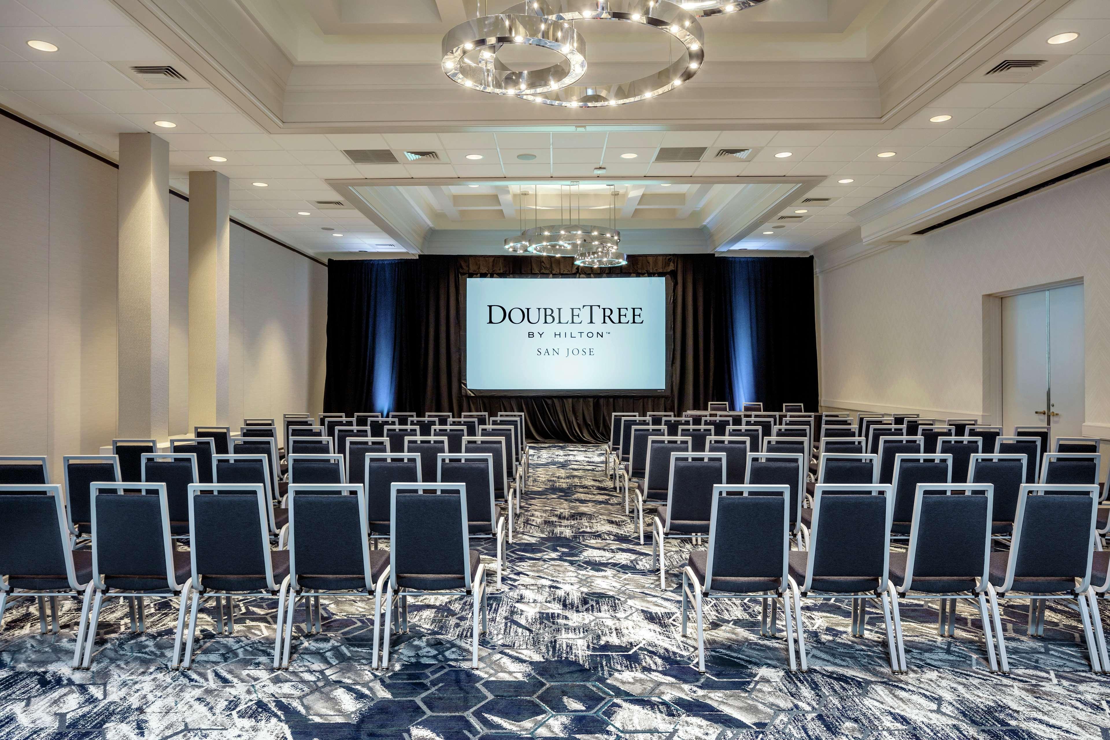 Doubletree By Hilton San Jose Hotel Екстериор снимка