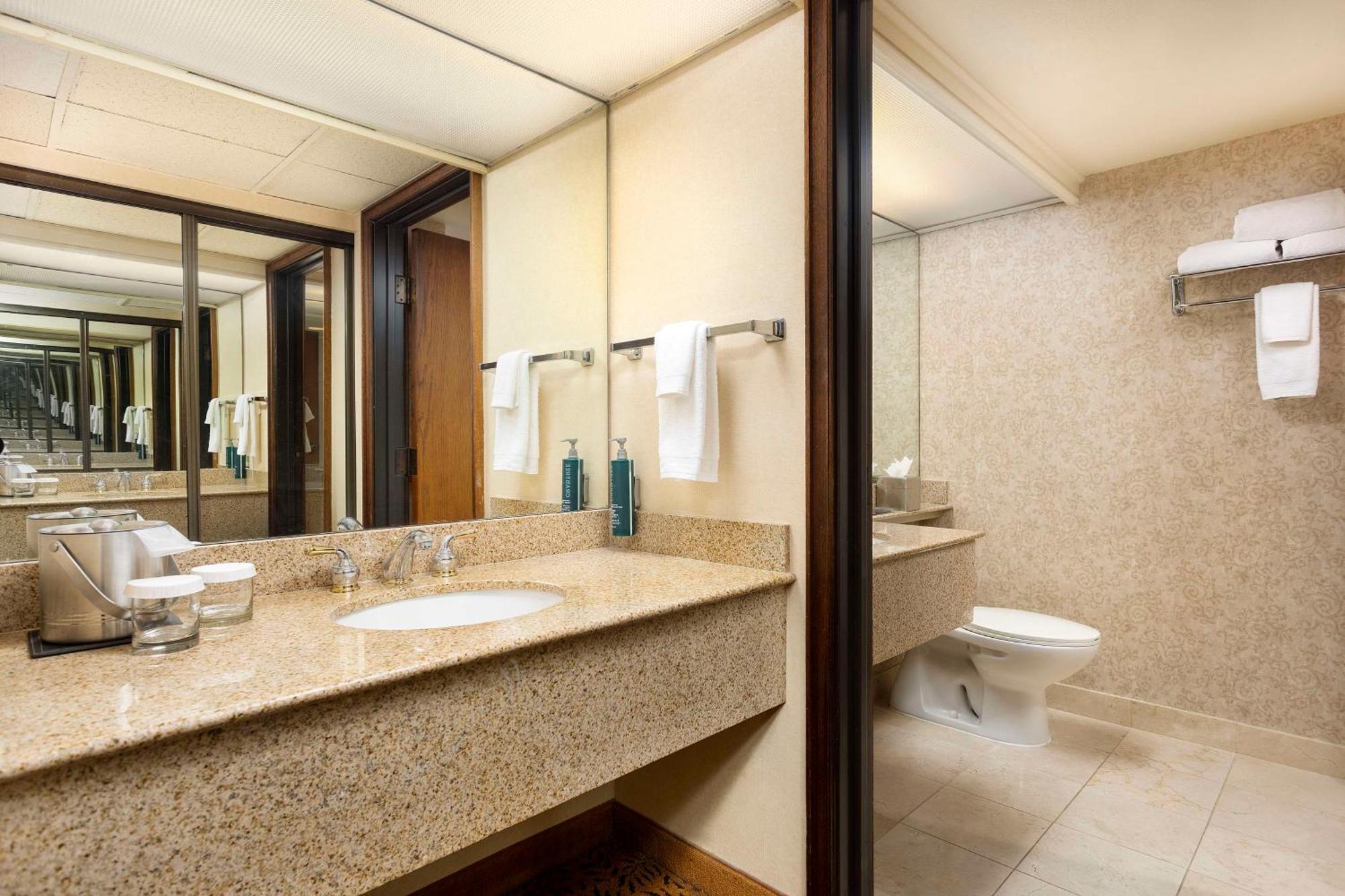 Doubletree By Hilton San Jose Hotel Екстериор снимка