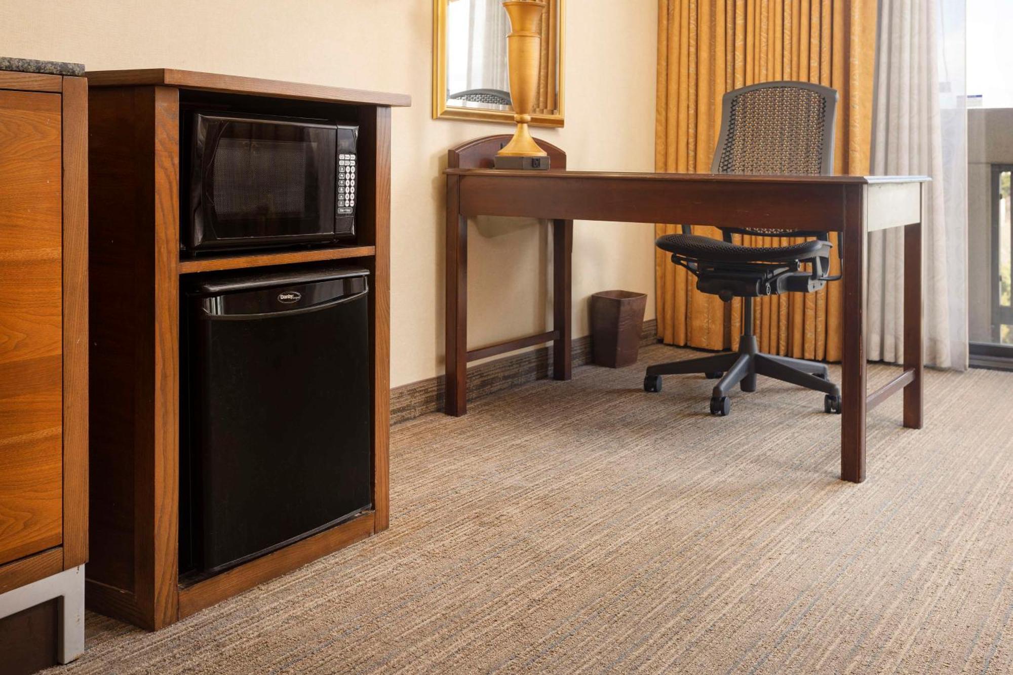Doubletree By Hilton San Jose Hotel Екстериор снимка