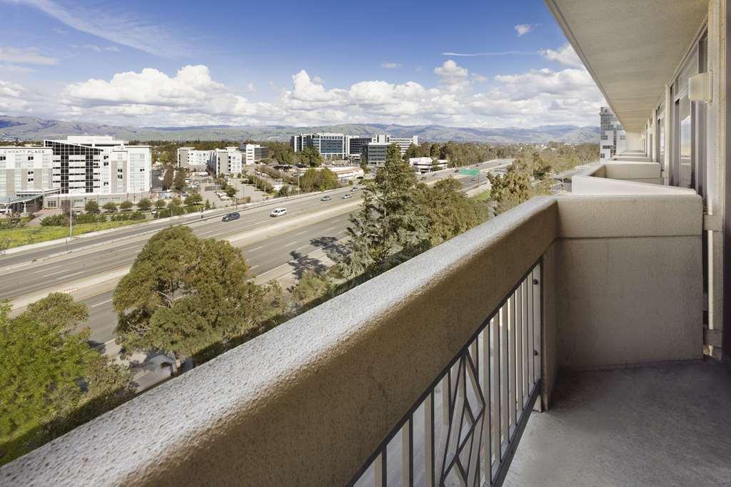 Doubletree By Hilton San Jose Hotel Стая снимка