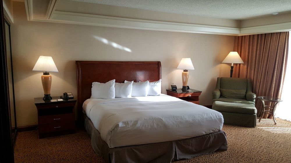 Doubletree By Hilton San Jose Hotel Екстериор снимка